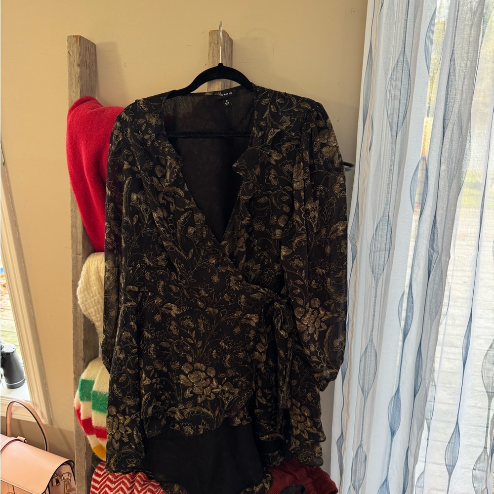 Floral Black Wrap Top Torrid
